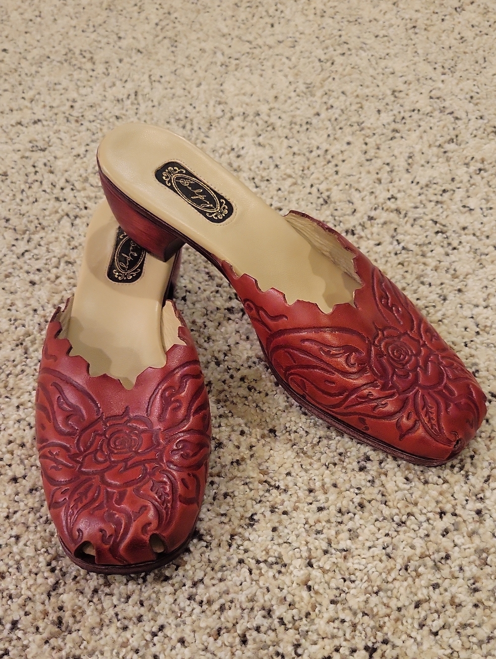 Salpy Tooled Leather Red Low Heel Mules Slip On Shoes Sz 8